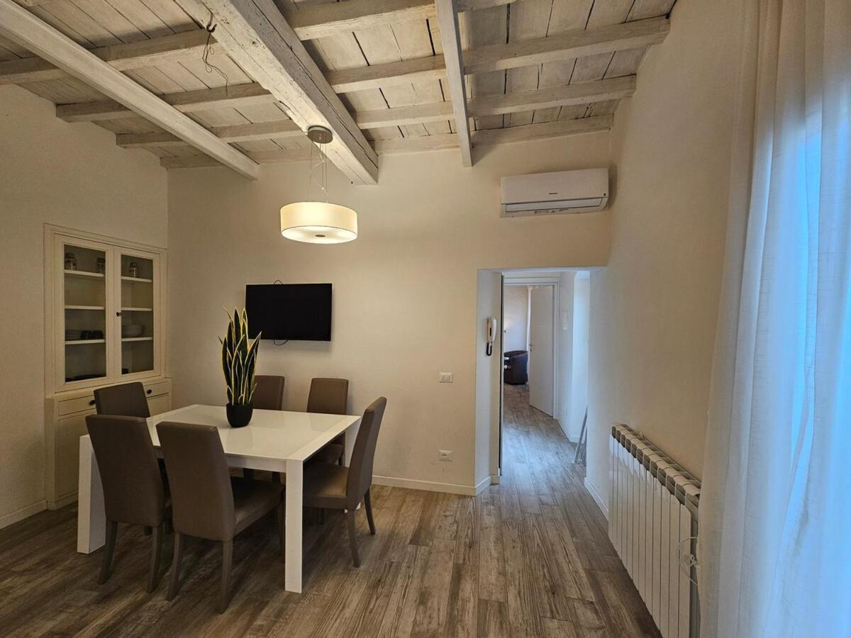 Sant'ambrogio Terrace Tales Appartement *